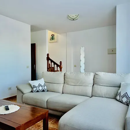 Casa Marina By Vulcano Homes * アリエタ